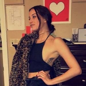 Meet your Posher, Alexis